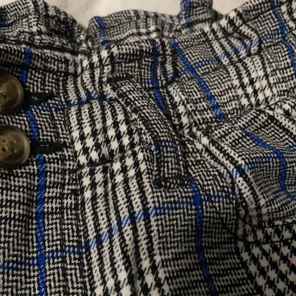 American Eagle Patterned Shorts - Picture 8 of 8